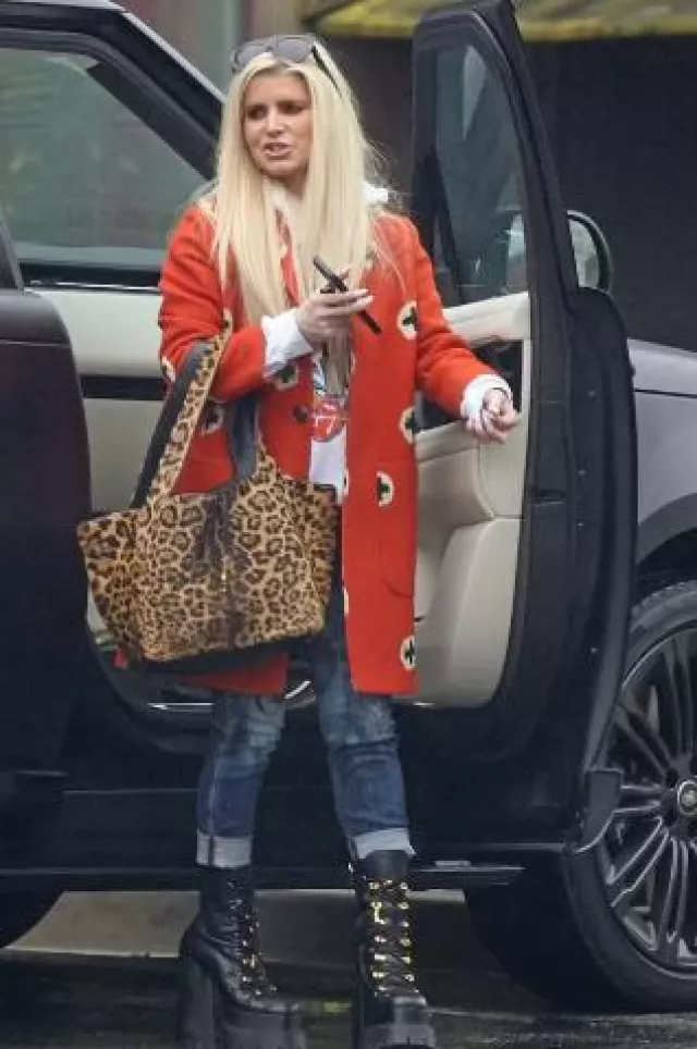Dsquared2 Technical Knickerbocker Coat worn by Jessica Simpson in Calabasas on December 28, 2024