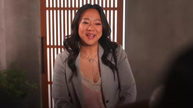 Zadig & Voltaire Christy Camisole en jacquard de soie porté par Ruby (Stephanie Hsu) comme on le voit dans Laid (S01E03)