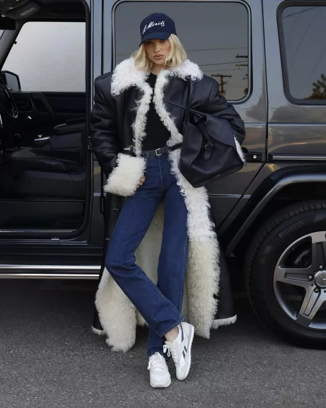 The Row Soft Margaux 15 Bag in Leather worn by Elsa Hosk on her Instagram Post on January 6, 2025