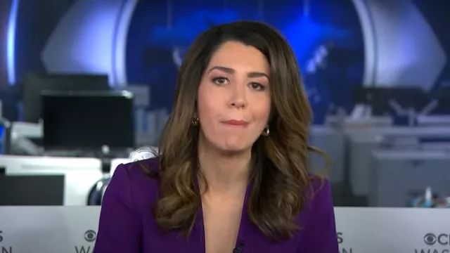 Zara Lapelless Fitted Blazer in Purple worn by Nicole Sganga as seen in CBS Mornings on January 1, 2025