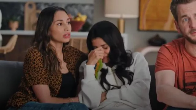 Gianni Bini Blouse pour femme portée par Astrid (Meaghan Rath) comme on le voit dans Children Ruin Everything (S04E09)