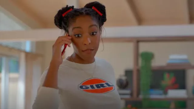 Chunks Allie Clips In Punch worn by Gaby (Jessica Williams) as seen in Shrinking (S02E12)
