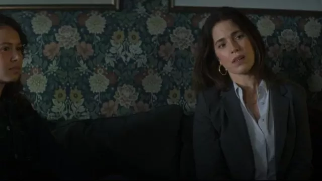 Theory Carissa Blazer worn by Jen (Ana Ortiz) as seen in Goosebumps(S02E02)