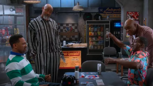 Honor The Gift C-Fall Honor Stripe Pant worn by Frank (Lamont Thompson) as seen in The Upshaws (S06E07)