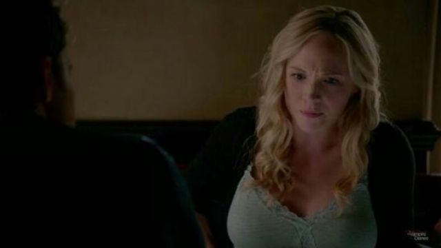 The tank top A Pea In The Pod of Caroline Forbes in The Vampire Diaries