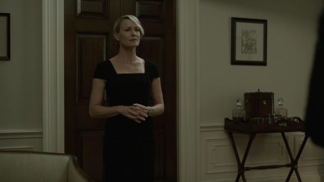 La robe Roland Mouret de Claire Underwood (Robin Wright) dans House of Cards