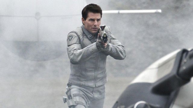 La veste de moto blanche du capitaine Jack Harper (Tom Cruise) dans Oblivion