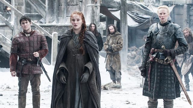 L'épée "Oathkeeper" de Brienne de Torth (Gwendoline Christie) dans Game of Thrones S06E07