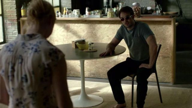 The round table in living room in Matt Murdock in Daredevil