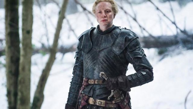 Le fourreau de l'épée de Brienne de Torth (Gwendoline Christie) dans Game of Thrones S05E10