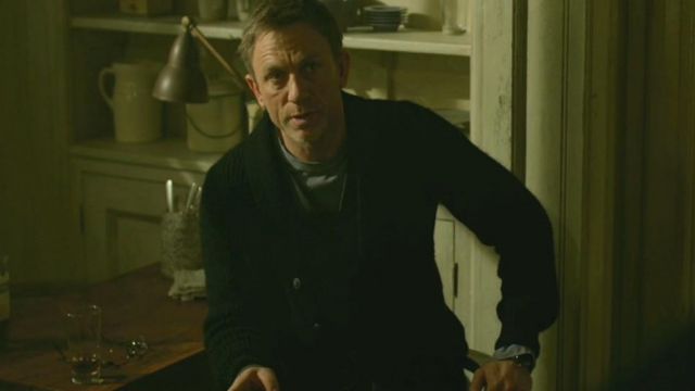 The Omega watch Mikael Blomkvist (Daniel Craig) in The Girl with The Dragon Tattoo
