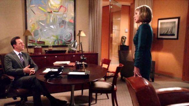 The round table by Knoll view in The Good Wife