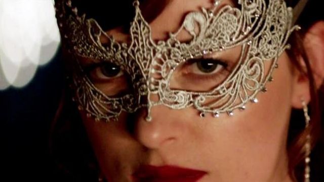 Silver Gray Grey Masquerade Mask worn by Anastasia Steele Johnson) in Fifty Shades Darker | Spotern