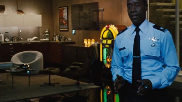 The chair Charles and Ray Earnes in the house of Tony Stark (Robert Downey, Jr.) in Iron Man 2