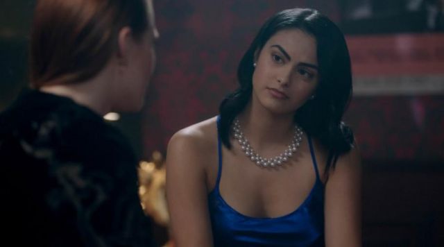 The Pearl Necklace From Veronica Lodge Camila Mendes In Riverdale