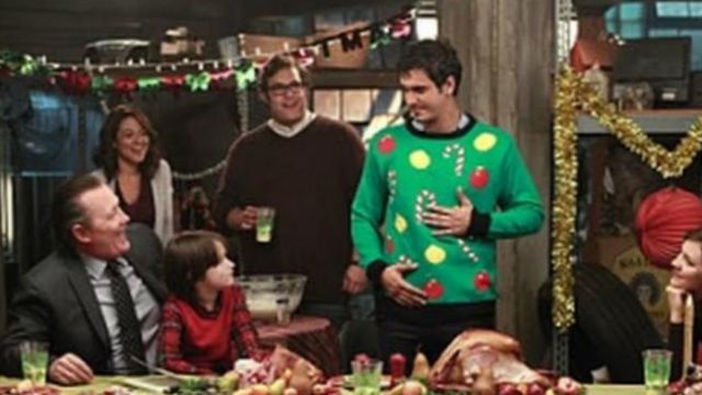 the pull of Christmas Walter O'brien (Elyes Gabel) in Scorpio