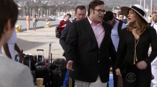 the suit jacket of Sylvester Dodd (Ari Stidham) in Scorpio