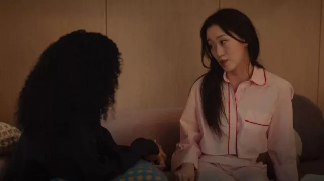 Zara Pink Piped Pajama Set worn by Yuri (Gia Kim) as seen in XO, Kitty (S02E02)