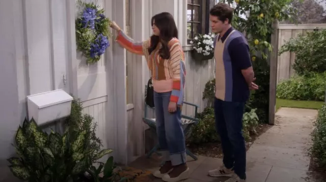 L'Agence Leighton Jeans worn by Mayan (Mayan Lopez) as seen in Lopez vs Lopez (S03E11)