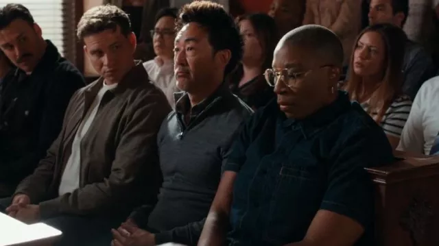Hudson Denim Short Sleeve Button Front Crop Shirt In Dark Chambray worn by Henrietta 'Hen' Wilson (Aisha Hinds) as seen in 9-1-1 (S08E04)