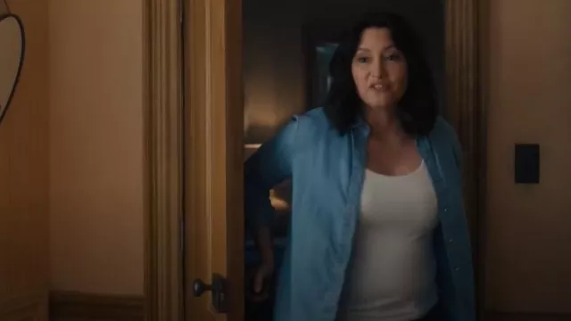 Camisa Levi's Lola Button Up usada por Kat Landry (Chyler Leigh) como se ve en The Way Home (T03E02)