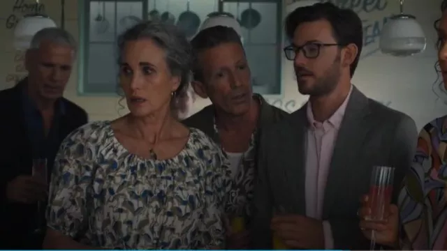 Robe Mirth Capri en Songbird portée par Del Landry (Andie MacDowell) comme on le voit dans The Way Home (S03E02)