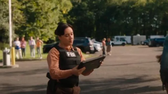 Maeve Chemise boutonnée portée par Hana Gibson (Keisha Castle-Hughes) vue dans FBI : Most Wanted (S06E03)