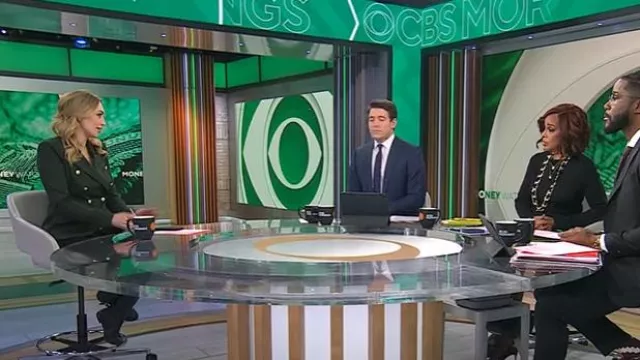 Blazer Veronica Beard Miller en pin porté par Kelly O’Grady comme on le voit dans CBS Mornings le 24 janvier 2025