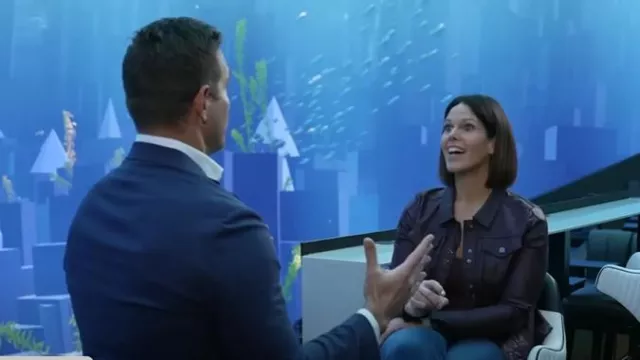 Shacket de mezclilla recubierta del mercado negro de la Casa Blanca usado por Dana Jacobson como se ve en CBS Mornings el 26 de enero de 2025