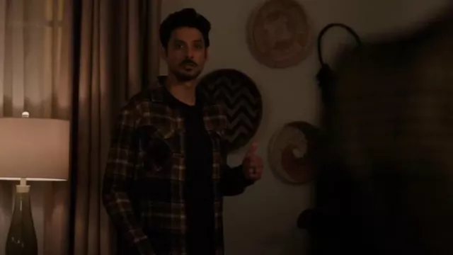 Jack & Jones Comfort Fit Checked shirt worn by Zeke Wallace (Arlen Escarpeta) as seen in Found (S02E10)