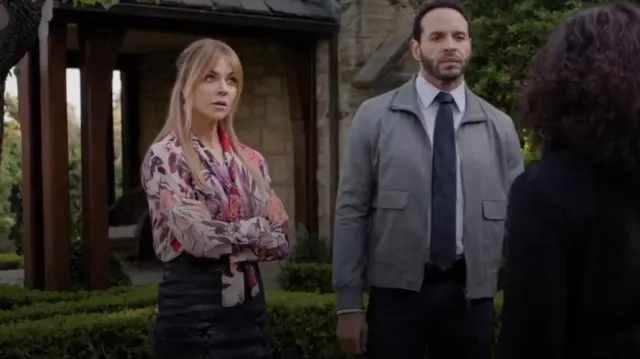 Kobi Halperin Luna Floral Tie-Neck Blouse worn by Morgan Gillory (Kaitlin Olson) as seen in High Potential (S01E11)