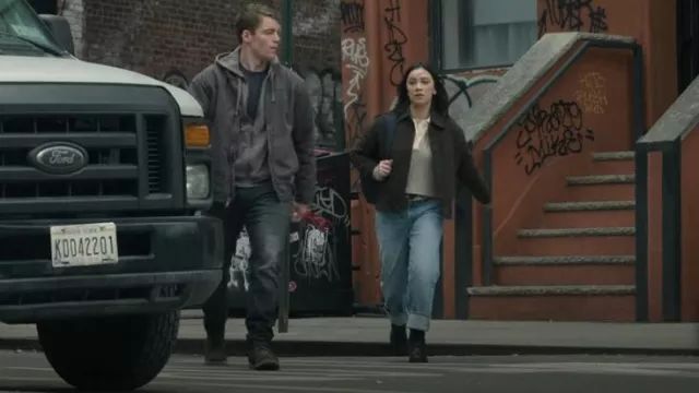 Paige Sasha Ankle Wide Cuff in Storybook Distressed worn by Rose Larkin (Luciane Buchanan) as seen in The Night Agent (S02E02)