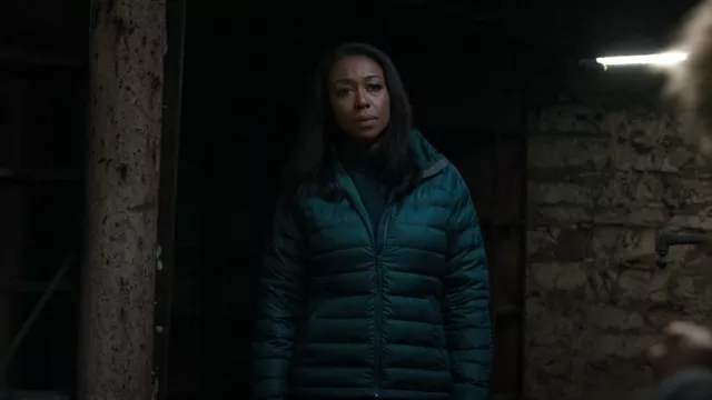 L.L. Bean Womens Down Hooded Jacket worn by Catherine Weaver (Amanda Warren) as seen in The Night Agent (S02E04)
