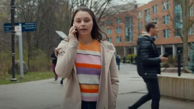 Piece Brandon Sweater worn by Katie Hamda (Charlotte Fountain-Jardim) as seen in Doc (S01E04)