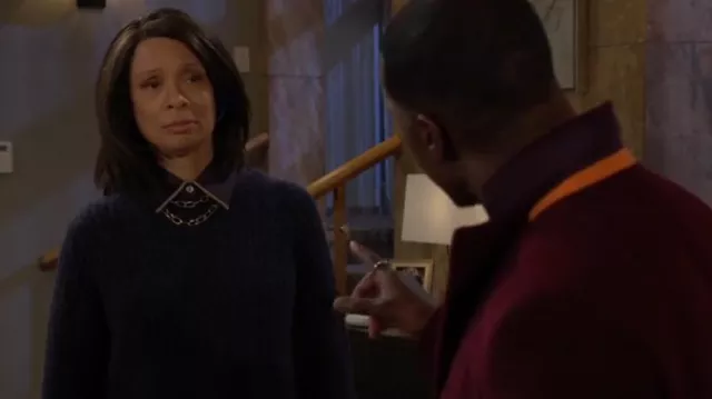 Vince Donegal Tweed Cashmere Rib Tunic Sweater worn by Amy Lewis (Valarie Pettiford) as seen in The Young and the Restless on February 4, 2025