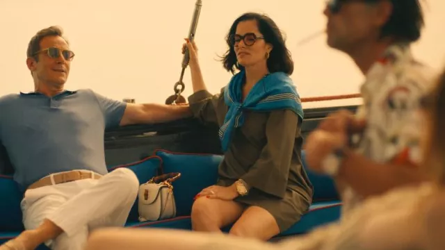 Banana Republic Cruz Poplin Mini Dress In Spiced Olive Green worn by  Victoria Ratliff (Parker Posey) as seen in The White Lotus (S03E01) |  Spotern