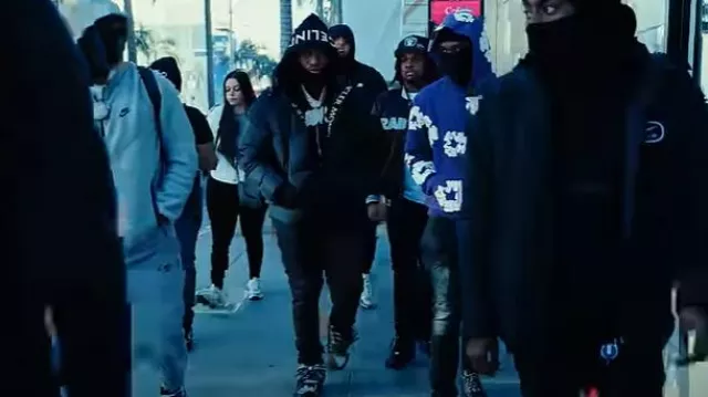 Vaqueros Amiri Negros 'Stack' usados por EBK Jaaybo en EBK Jaaybo - The Biggest G (First Day Out) [Video Musical Oficial]