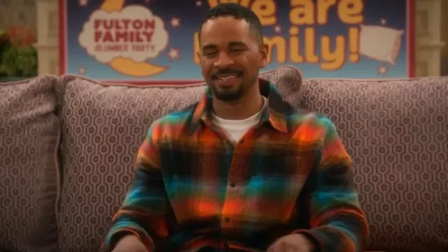 Signature Innovation Group Flannel Shirt Jacket Color Burst worn by Damon (Damon Wayans Jr.) as seen in Poppa's House (S01E12)