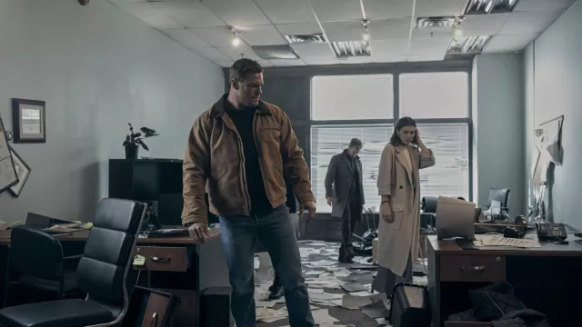 Canvas jacket worn by Jack Reacher (Alan Ritchson) as seen in Reacher TV series (Season 2)