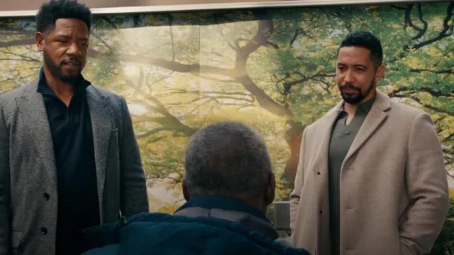 Manteau à pignon Reiss porté par James comme on le voit dans The Equalizer (S05E09)