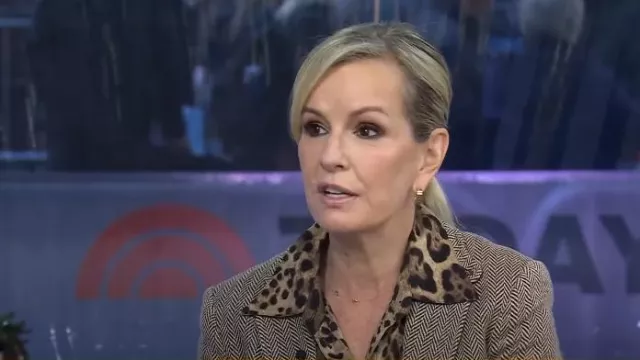 Chemise Dolce & Gabbana à imprimé léopard portée par Jennifer Ashton, vue dans Today le 26 février 2025