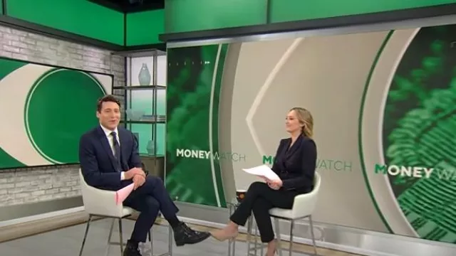 Blazer de los Capitanes de Banana Republic usado por Kelly O'Grady visto en CBS Mornings el 25 de febrero de 2025