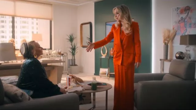 Simkhai Kyra Pants worn by Isla Gordon (Kate Hudson) as seen in Running Point (S01E07)