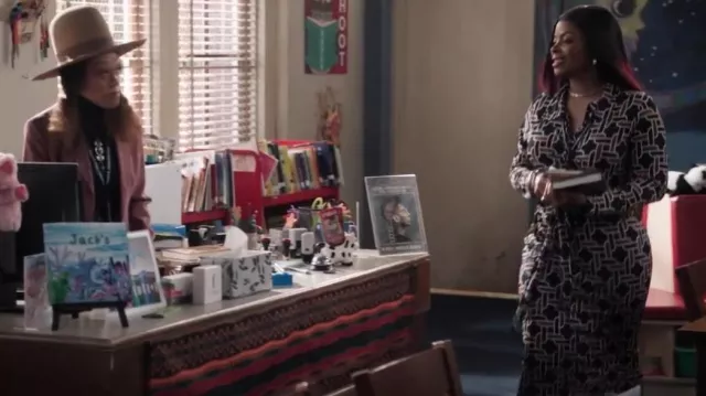 Maweii Spring/Summer Geometric Printed Long Sleeve Bodycon Dress With Waist Knot worn by Ava Coleman (Janelle James) as seen in Abbott Elementary (S04E16)
