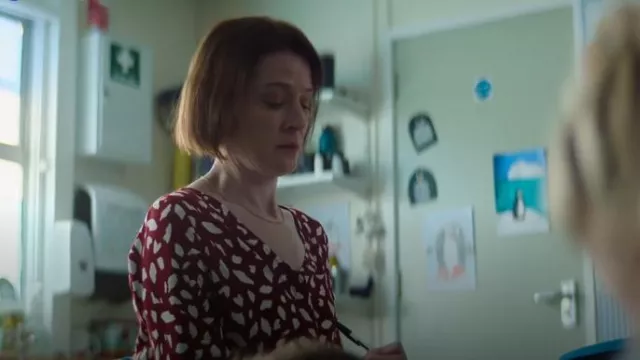 Vila Su-Noos Blouse worn by Suzy (Lucy Phelps) as seen in Playing Nice (S01E03)