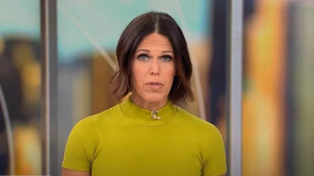 Robe midi en tricot extensible Zara portée par Dana Jacobson comme on le voit dans CBS Mornings le 9 mars 2025