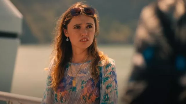 Astley Clarke Pendientes colgantes de rebanada de amazonita de plata vermeil chapada en oro de 18 quilates usados por Chelsea (Aimee Lou Wood) como se ve en The White Lotus (S03E04)