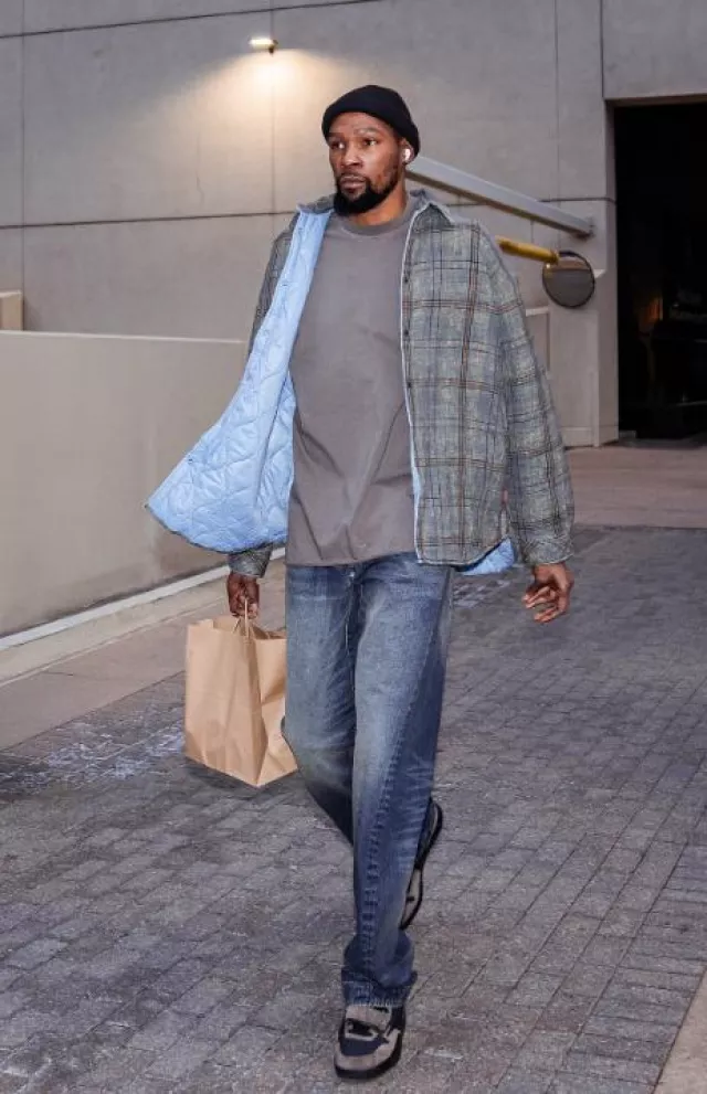 Rick Owens Dust Grey 'Jumbo' T-Shirt worn by Kevin Durant on the Instagram account @suns