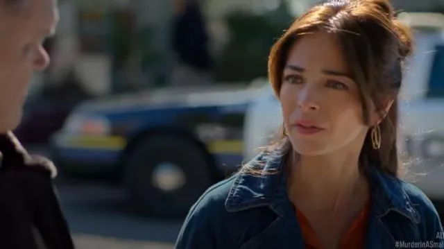 Lucky Brand Knotted Loop OVal Hoop Earrings worn by Cassandra Lee (Kristin Kreuk) as seen in Murder in a Small Town (S01E08)