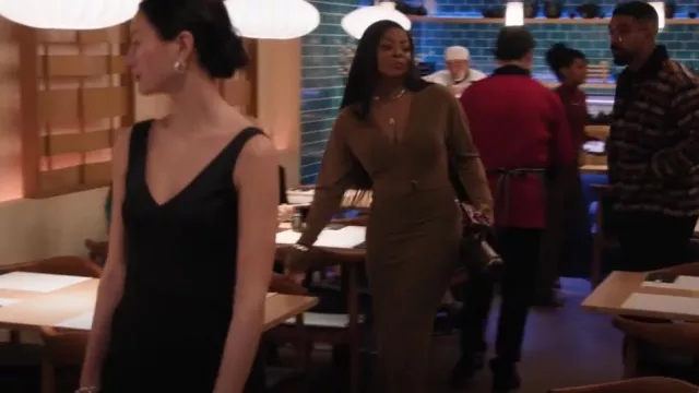 Norma Kamali V-Neck Fishtail Gown worn by Ava Coleman (Janelle James) as seen in Abbott Elementary (S04E17)